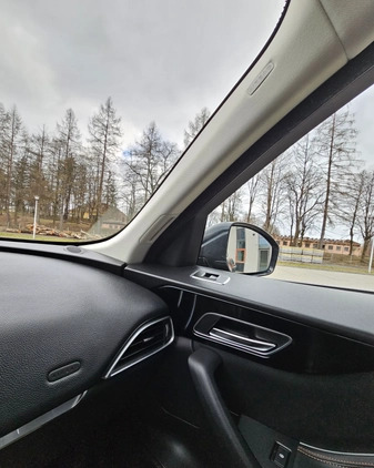 Jaguar F-Pace cena 63000 przebieg: 164000, rok produkcji 2017 z Sanok małe 781